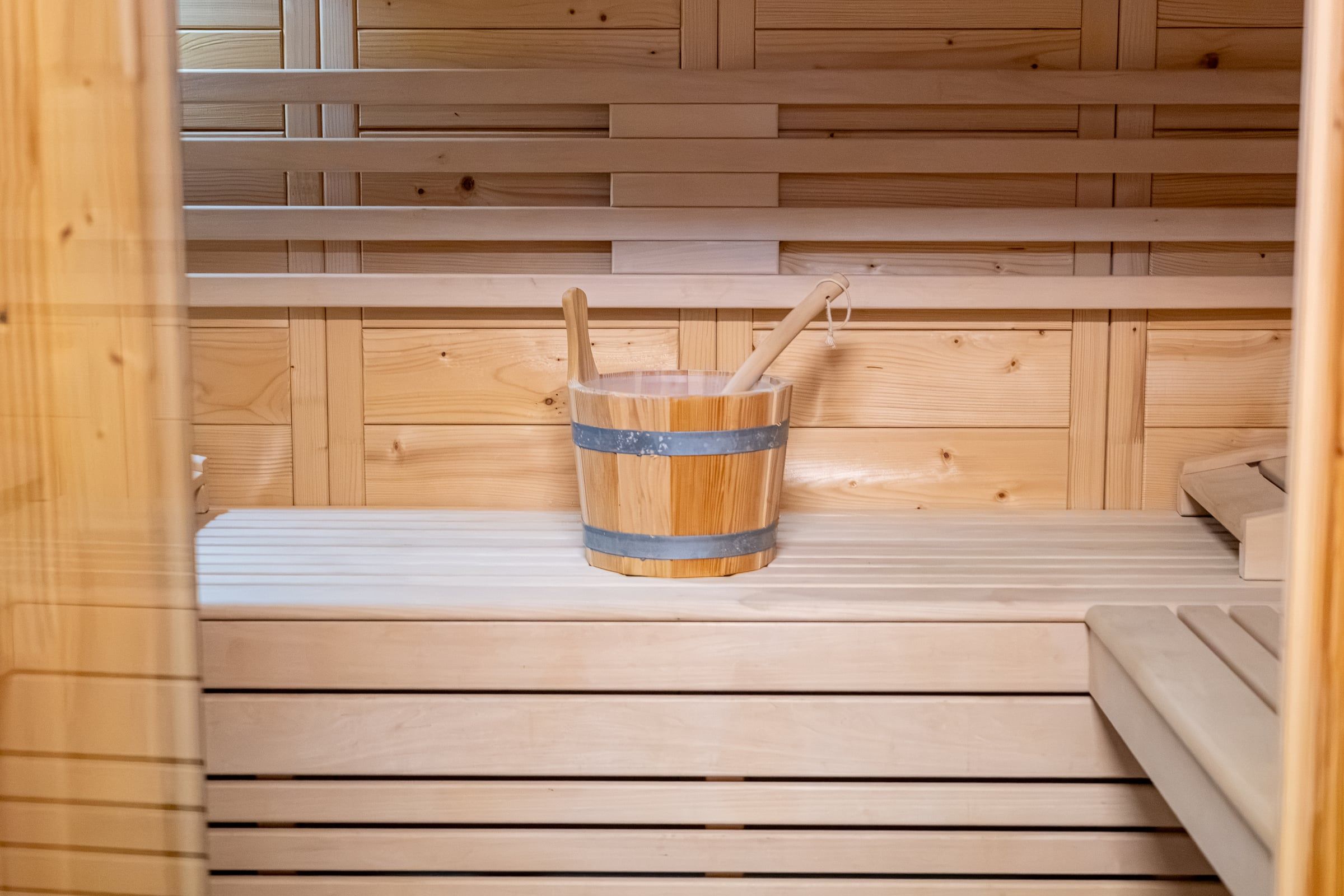 Sauna – Nad Inn, Sătic